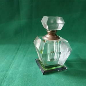 水晶香水瓶